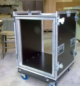 Flight case for transport