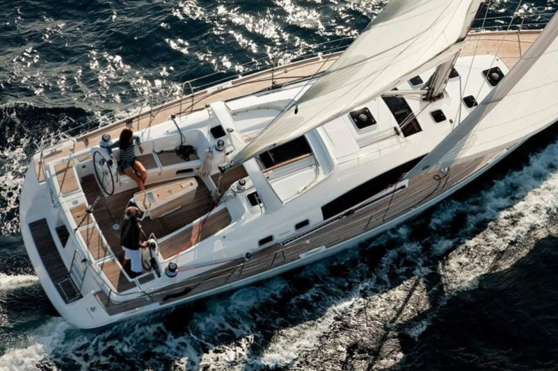 Najem jadrnice Slovenija, Hrvaška