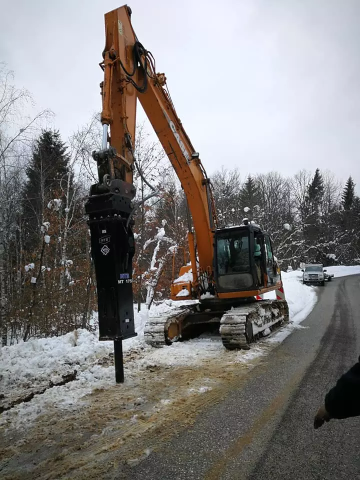 Storitve s težko gradbeno mehanizacijo Novo mesto