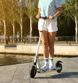 Izposoja elektricnih skirojev bled