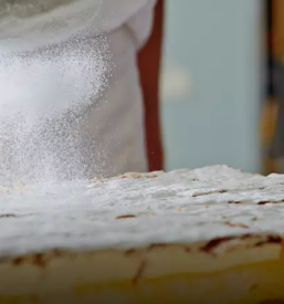 Prodaja blejskih kremsnit slovenija