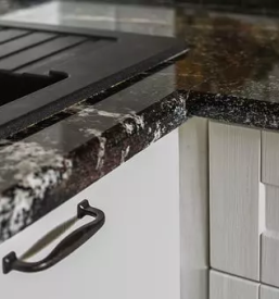 Ugodne kamnite stopnice koroska