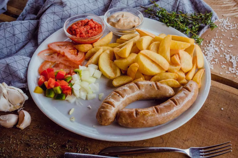 Jedi z žara v kraju Ljubno ob Savinji