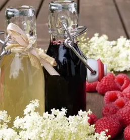 Kruh z drozmi in naravni sirupi