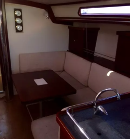 Vzdrzevanje in prodaja plovil slovenija