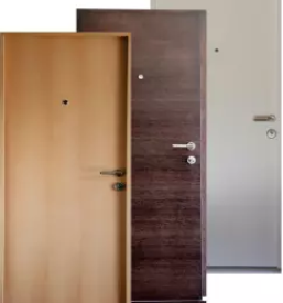 Kvalitetna varnostna vrata slovenija