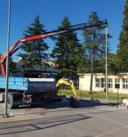 Zidarska in tesarska dela obala