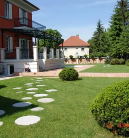 Urejanje dvorisc osrednja slovenija