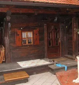 Ugodni leseni nadstreški Slovenija