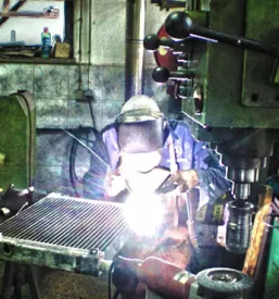 Rezervni in nadomestni deli kamnik in okolica