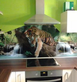 Steklene kuhinjske obloge Maribor