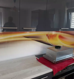 Steklene obloge za kuhinjo Maribor