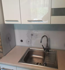 Steklene kuhinjske obloge Maribor