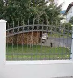 Kovinske ograje nadstreski in kovinski izdelki po narocilu ljubljana