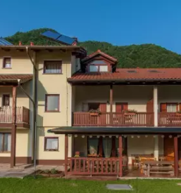 Tourist farm with rooms tolmin