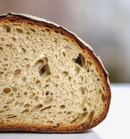 Proizvodnja domačega kruha 