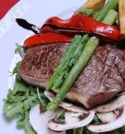 Velik prostor za zaključene družbe Pivka