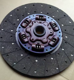 Ugodni rezervni deli maribor