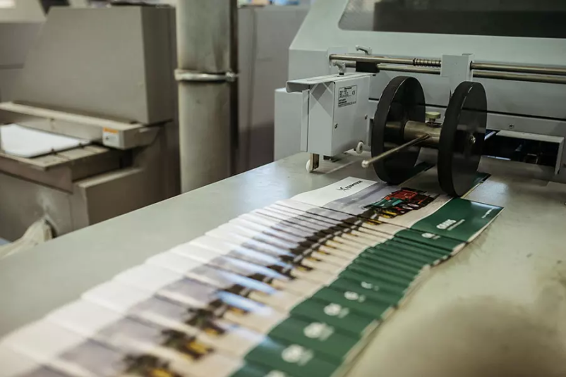 Zakaj se odločiti za sodelovanje z nami, če je dobra tiskarna v Sloveniji to, kar potrebujete?