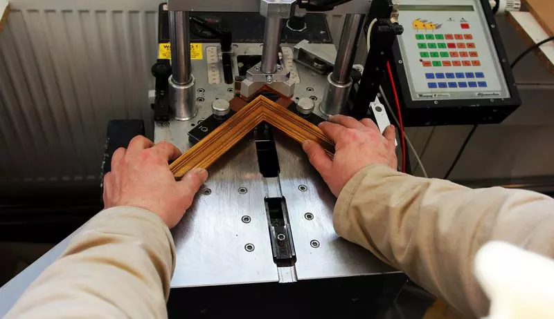 Izdelava okvirov za slike Ljubljana