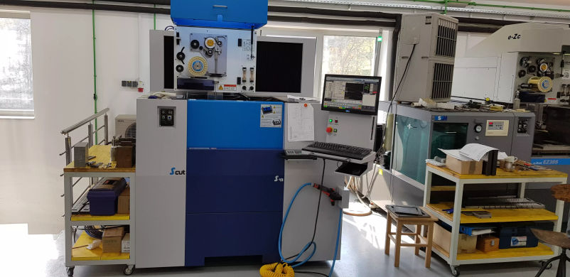 Poceni orodja za brizganje plastike Slovenija