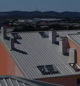 Ugodna prodaja strešne kritine na Primorskem