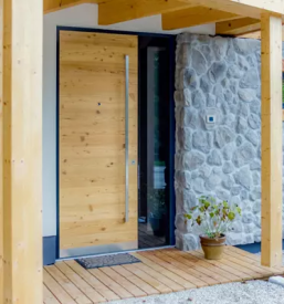 Haustuerendoors slowenien