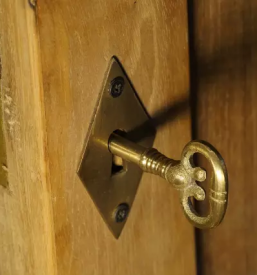 Masivna okna in vrata goriska