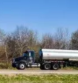 Prevoz tekocin s cisterno po balkanu