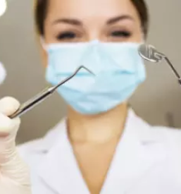 Strojno sirjenje koreninskih kanalov ljubljana