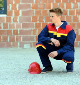 Ugodna zascitna delovna oblacila slovenija