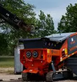 Assembly of recycling machines slovenia