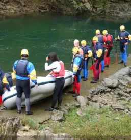 Kam z družino na adrenalinsko doživetje