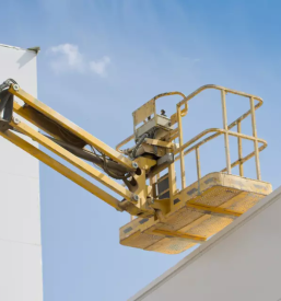 Storitve z avtodvigalom goriska