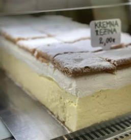 Dobra slascicarna cerknica