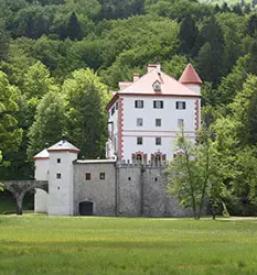 Javni zavod za kulturo turizem in medgeneracijsko sodelovanje sneznik loska dolina