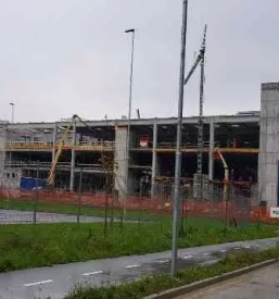 Nadzornik pri gradnji v sloveniji