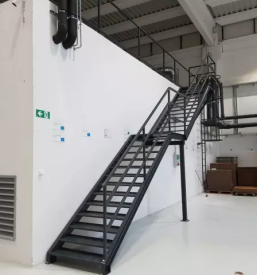 Proizvodnja kovinskih konstrukcij sostanj