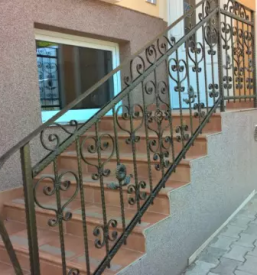 Proizvodnja kovinskih konstrukcij sostanj