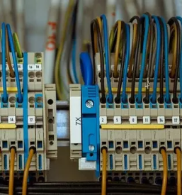 Elektroinstalacije menges