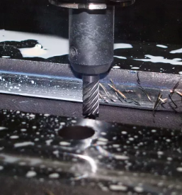 Kvalitetno cnc rezkanje kovin po sloveniji