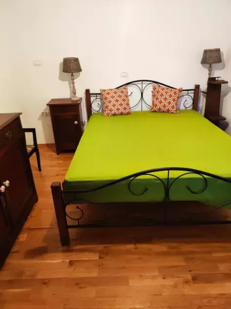 Iščem ugodne nočitve v Dutovljah