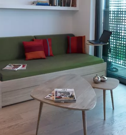 Oblazinjenje pohistva in tapetnistvo vrhnika