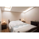 OBDELAVA PODATKOV IN NASTANITEV NA KMETIJI UROŠ VALENTINČIČ S.P.