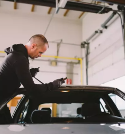 Kvalitetna menjava in popravilo vseh vrst avtostekel ljubljana