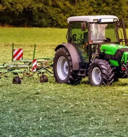 Nakup rezervnih delov za traktorje v sloveniji