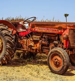 Nakup rezervnih delov za traktorje v sloveniji