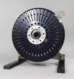 Proizvodnja elektromotorjev za avtomobile in letala slovenija