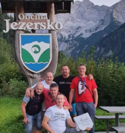 Slovensko meso smarje pri jelsah