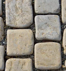 Cena polaganja tlakovcev